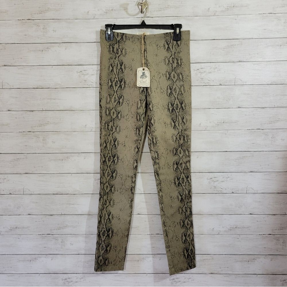 Easel Tan Snake Print Cropped Pull On Pants Size Medium - Picture 2 of 16